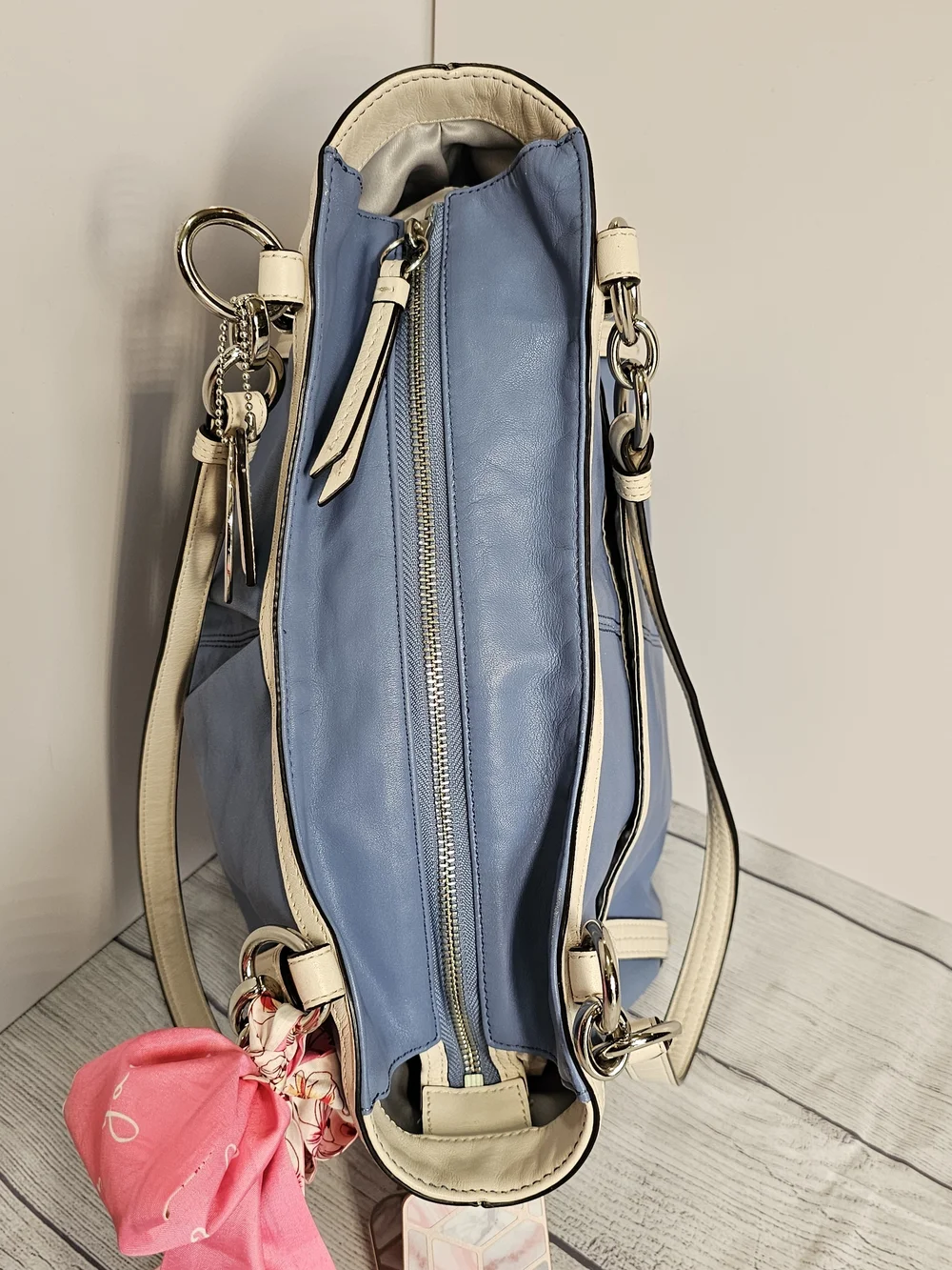 VTG Coach Alexandra Chain Chambray Leather Tote